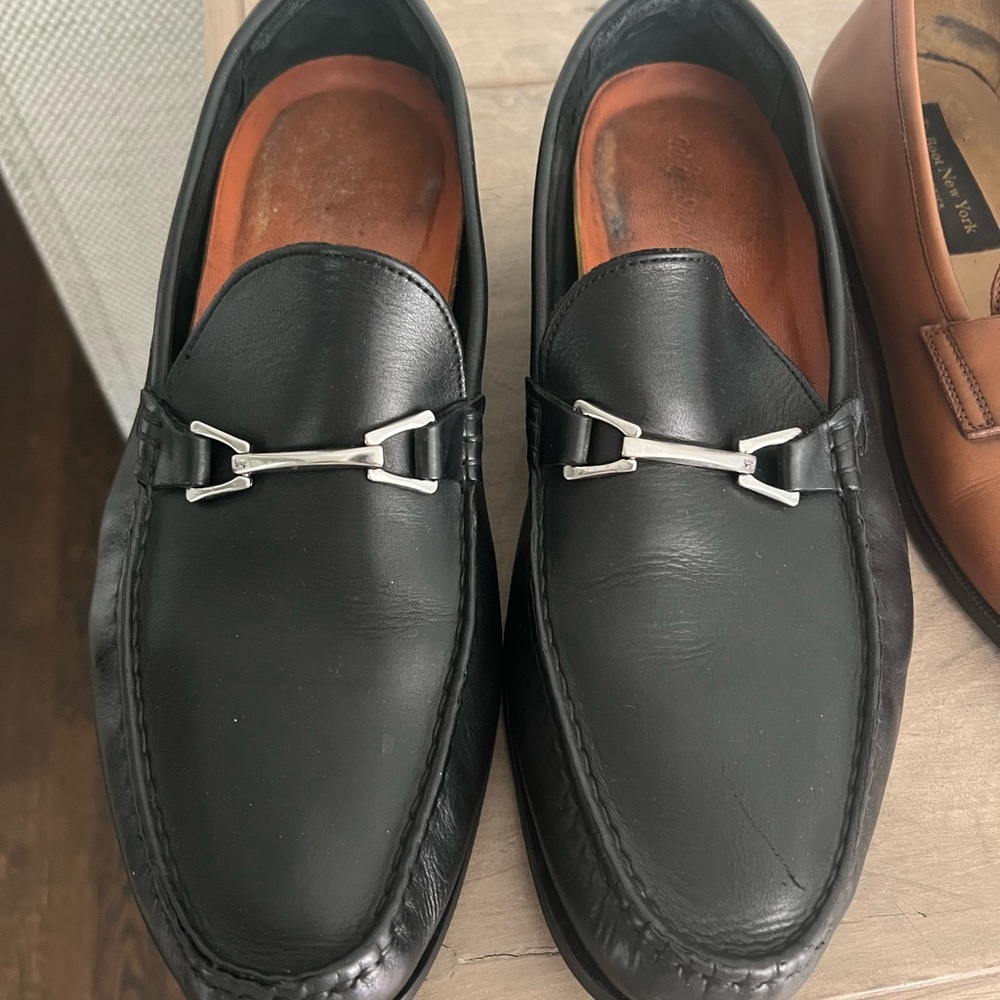 Sophisticated Black Leather Slip-On Loafers